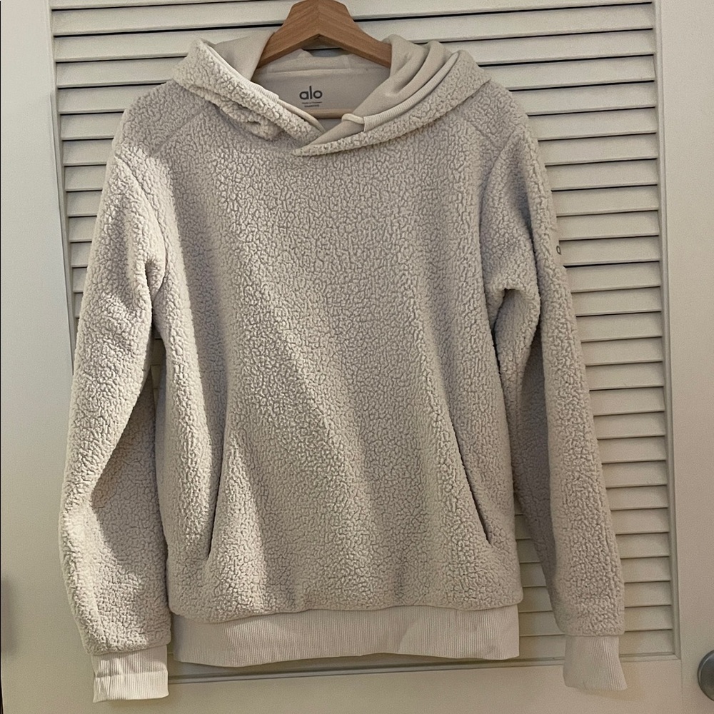 ALO Yoga Cream Sherpa Jacket